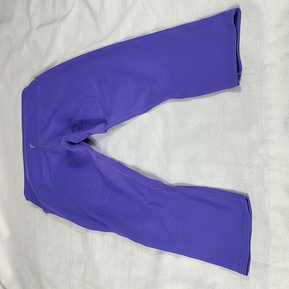 Zyia Active Purple Casual Workout Active Capri Length Leggings Size 8-10 - Picture 2 of 9